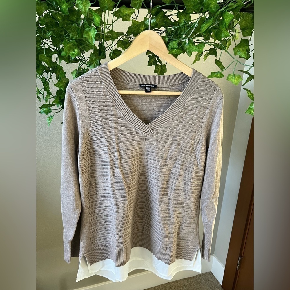 V-neck long sleeve sweater with dress shirt bottom hem size medium Hilary Radley